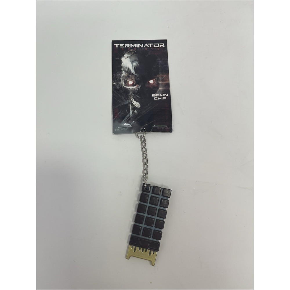 Terminator Genisys Brain Chip Keychain Endoskeleton T-800 CPU  Replica Lootcrate